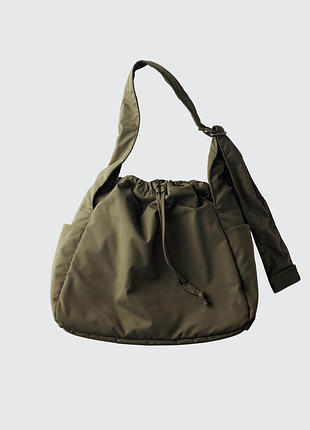 Cумка uniqlo (475638)