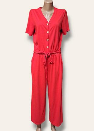 Женский красный брючный комбинезон с ремнем