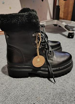 Продам новые кожаные ботинки