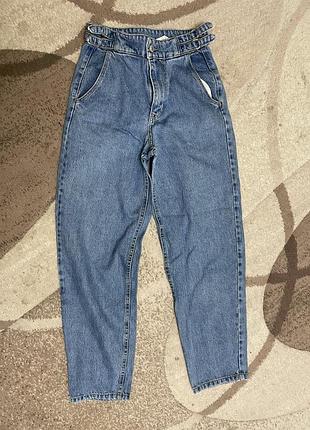 Джинси жіночі bershka 32 розмір