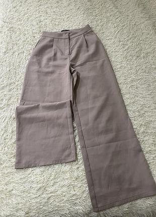 Брюки жіночі