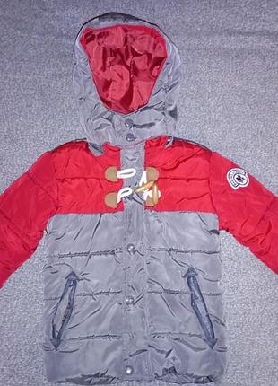 Дуже тепла зимова куртка на хлопчика 110-116 розмір