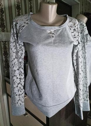 Свитшот женский коттоновый с ажурным рукавом, размер,s,м