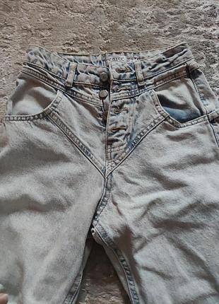 Джинсы с кокеткой