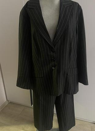 Костюм, великикого р