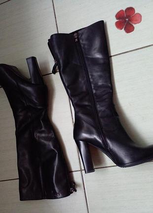 Утепленные кожаные сапоги 40 р