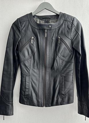 Кожаная куртка pretty с молнией на спине - xs