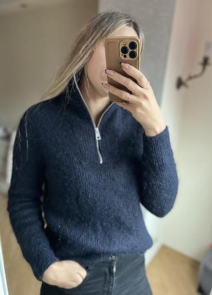 Шерстяний светр