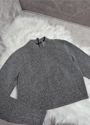 Женский топ водолазка