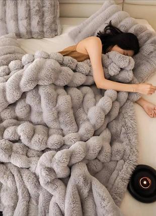 Плед із штучного хутра «шиншила шарпей»