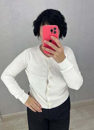 Гарна кофточка джемпер