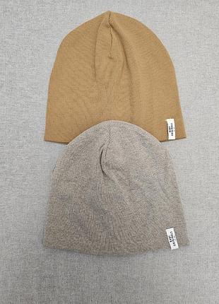 Набор демисезонных шапок в рубчик 1-2роки