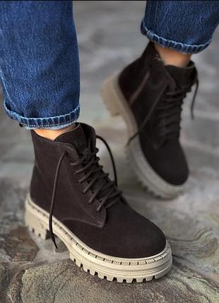 Женские ботинки из натуральной замши