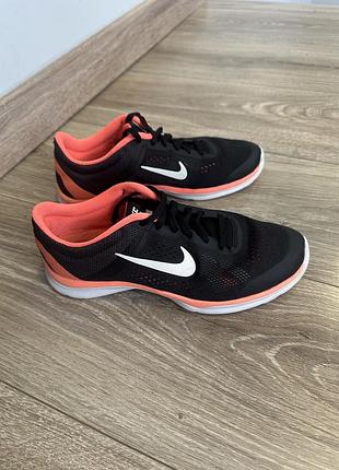 Кросівки nike 38 розмір