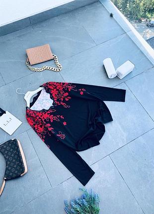 Джемпер с этикеткой