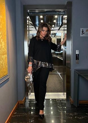 Костюм з креп-дайвінгу+ дорогі паєтки на велюрі. розмір: 50-52, 54-56, 58-60