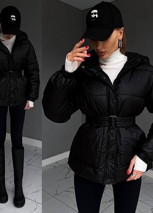 Жіноча куртка