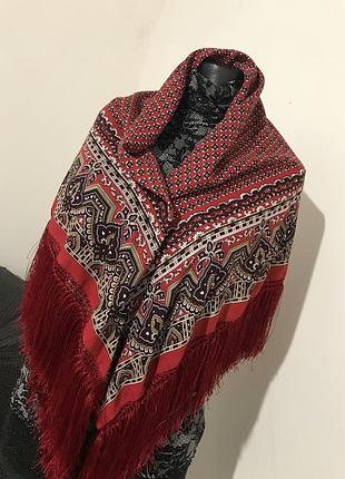 Яскрава хустка & платок & 90/93 см & с етно орнаментом та бахромою 15 см