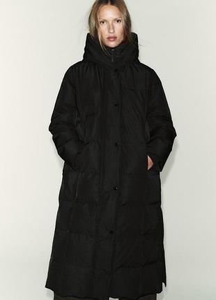 Длинный водоотталкивающий ветрозащитный пуховик с капюшоном
