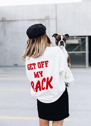 Свитер с вкраплениями шерсти и надпись на спинке 🔥