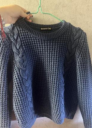 Светр вʼязаний жіночий