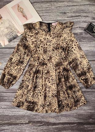 Женское платье