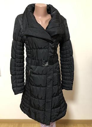 Подовжена курточка- пальто в стані нової.