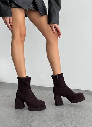 Ботильоны женские коричневые экозамша / демисезонные ботильоны цвета марроне / коричневые ботильоны на каблуках