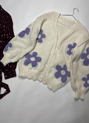 Красивий теплий кардиган