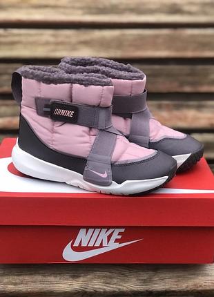 Дитячі черевики nike рр 35