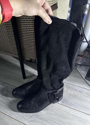 Чорні чоботи 38 розмір