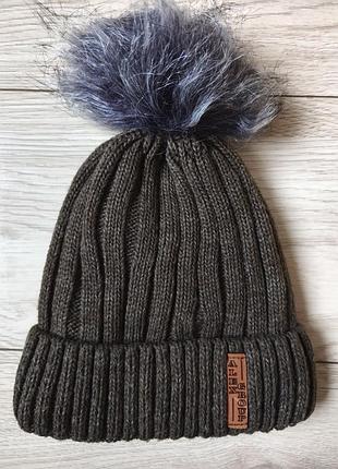 Вязаная шапка зимняя на флисе 20% шерсти