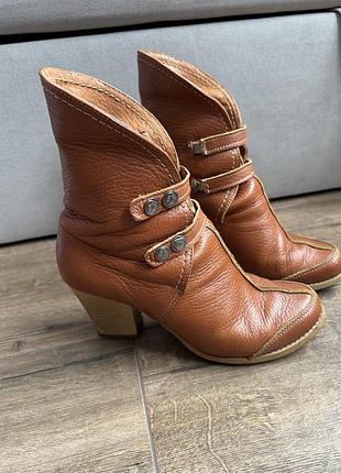 Черевики жіночі шкіра