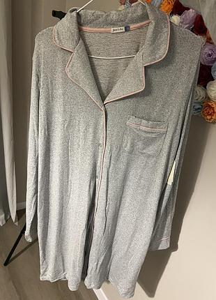 Шикарна піжама🌙 розмір м—л стан—нова з біркою☝🏻