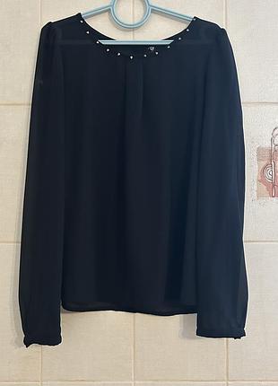 Діноча чорна блуза з шипами