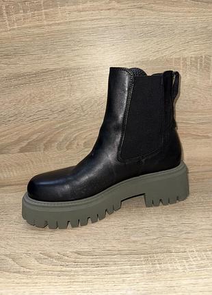 Ralph harrison шкіряні модні супер зручні черевички чобітки 40 розмір