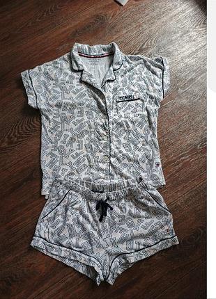 Піжама жіноча