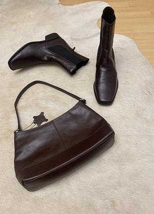 Жіночі челсі високі mango