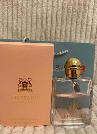 Оригінальні парфуми trussardi delicate rose обмен/обмін/продаж1 фото
