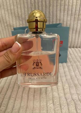 Оригінальні парфуми trussardi delicate rose обмен/обмін/продаж3 фото