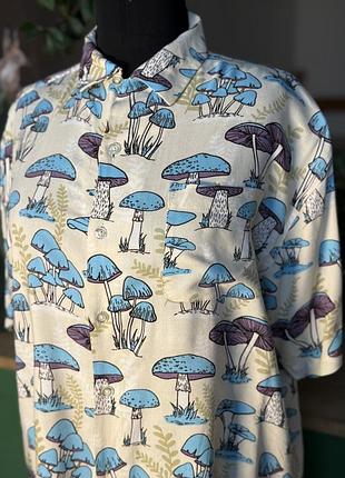 Сорочка з грибами