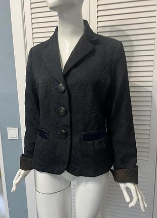 Стильний брендовий фактурний жакет з шерстю riani