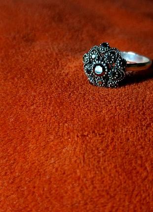 Кольцо серебро 925  марказиты 18 разм перстень каблучка срібло цветок уникальное раритет винтаж чёрное