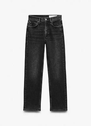 Укорочені джинси прямого крою з середньою посадкою