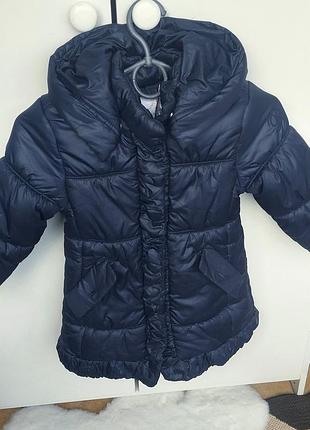 Почти новая зимняя куртка удлиненная пальто теплая на 2-3 года