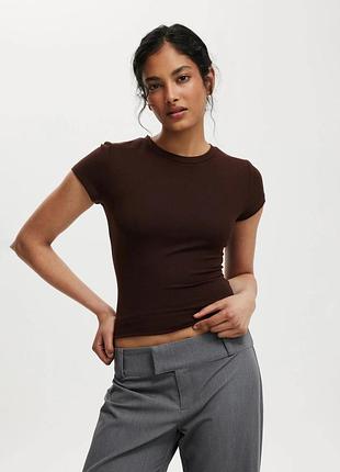 Трендова коричнева нова жіноча футболка вкорочена бавовна натуральна