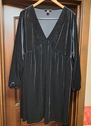 Велюровое платье с объемным рукавом 56-58 размер