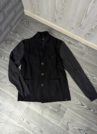 Піджак чоловічий розміру l чорного кольору бренду s.oliver