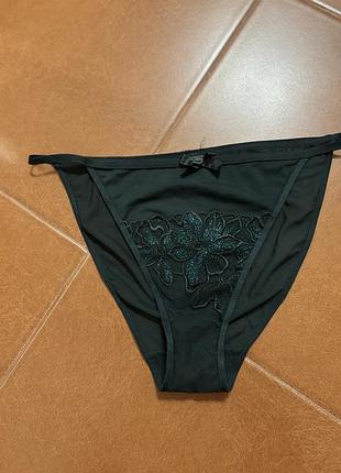 Трусики з мереживом