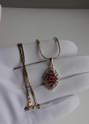 Красивая подвеска, цепочка и кулон с кристаллами